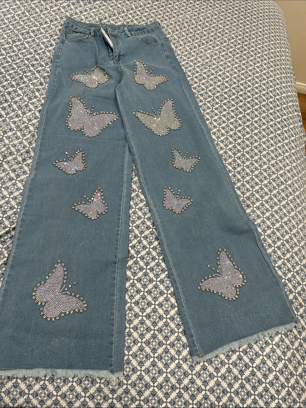Iridescent Butterfly Embellished Wide-Leg Jeans - Blue
